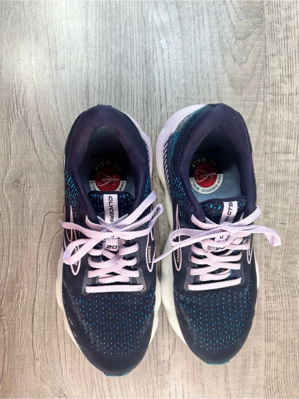 Brooks Glycerin GTS 20 Women’s Size 7 B Navy/Lilac Running Shoes Sneaker